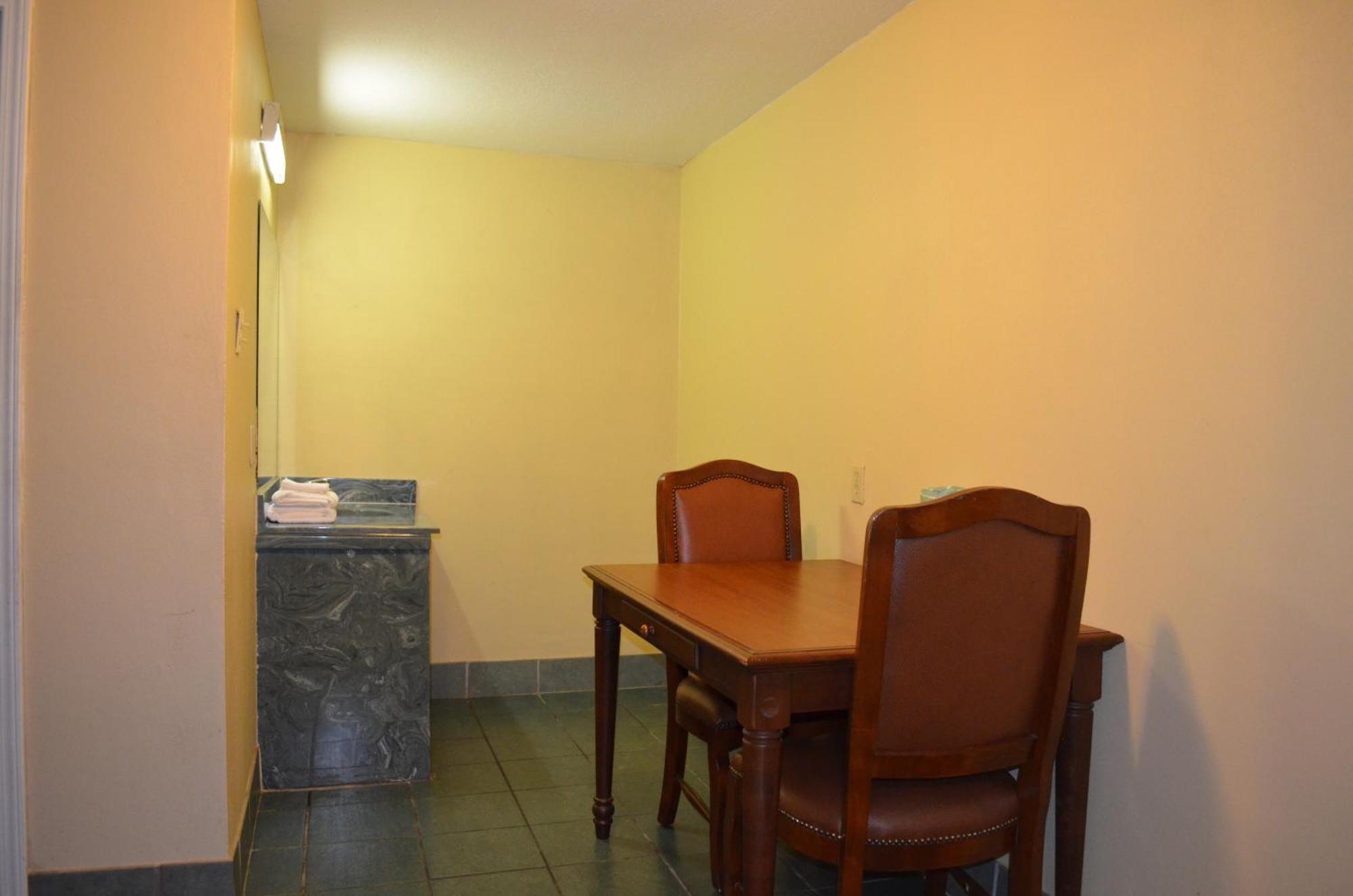 Economy Inn New Orleans Arabi Extérieur photo